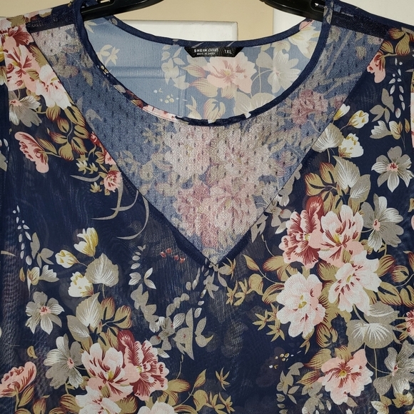 SHEIN Women's Mesh Insert Floral Print Tunic NWOT - Picture 7 of 8
